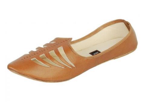 Buy Mens Juttis and Mojaris Online