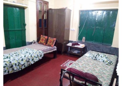 PG accommodation, only for girls. Opp: Sahitya Parisad Library, Bus stop.