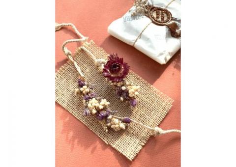 Are Florals In Your Plate To Gift It To Your Sister This Raksha Bandhan?