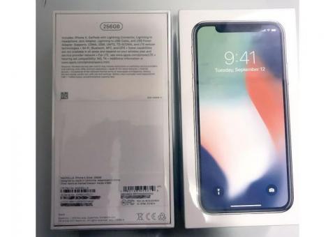 FOR SALE: Brand New Unlocked Apple iphone X  256GB     $650